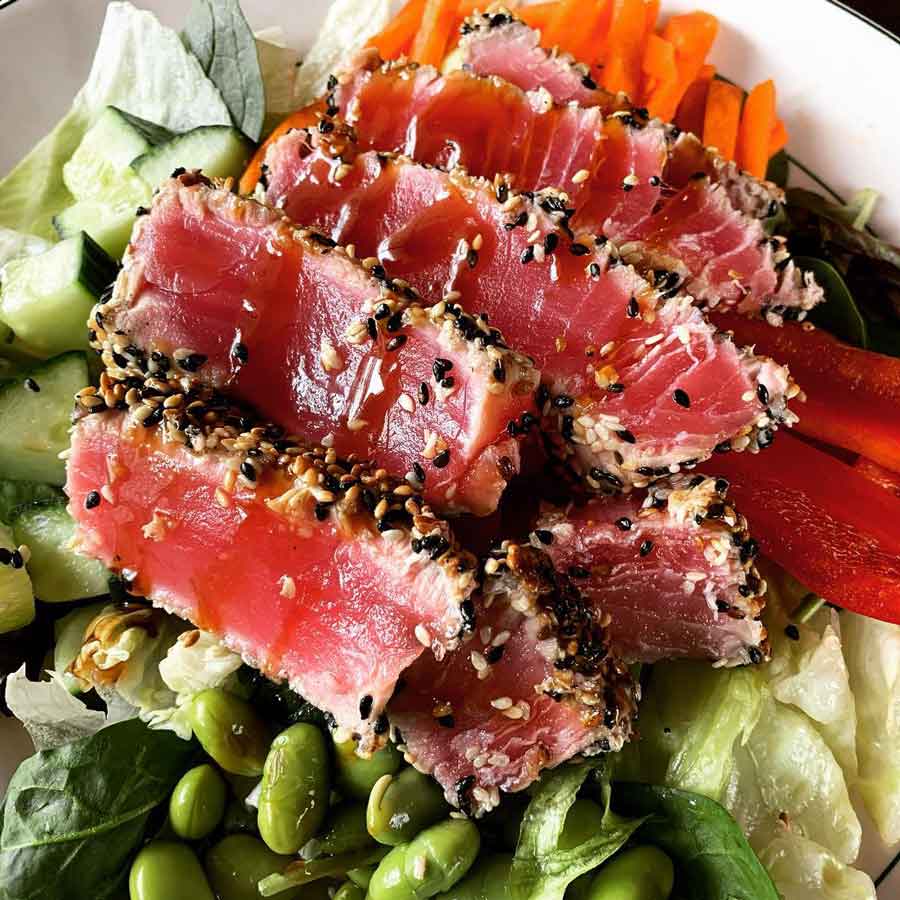 Ahi tuna salad at Buckeye Beer Engine.